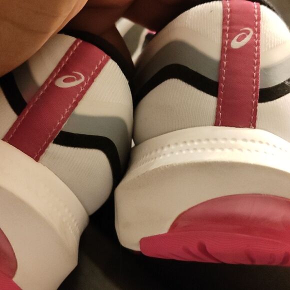 Asics Gel-pulse 13 Amplifoam(slightly discolored at top) - Picture 8 of 8